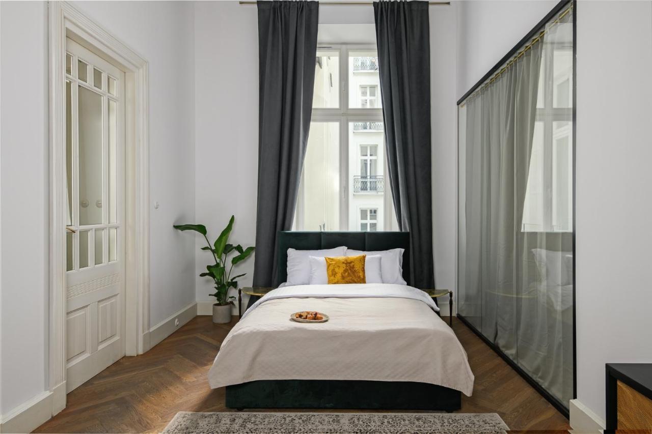 Oomph Koszyki Luxurious Apartments Warszawa Eksteriør billede