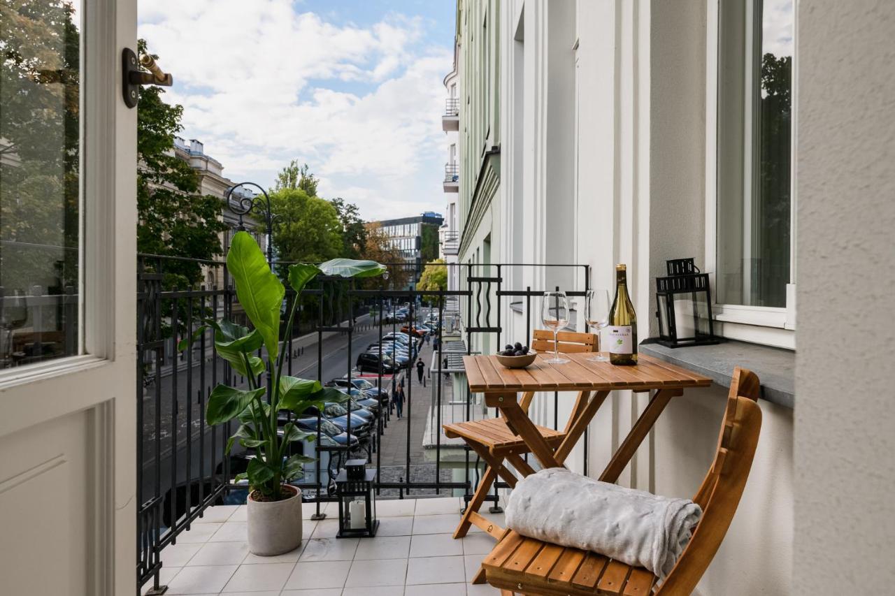 Oomph Koszyki Luxurious Apartments Warszawa Eksteriør billede