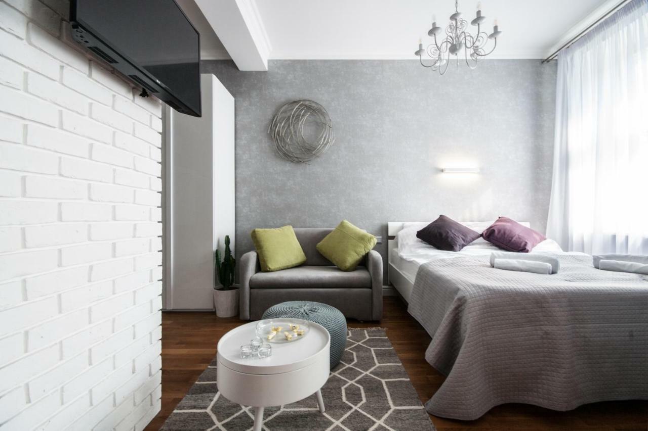 Oomph Koszyki Luxurious Apartments Warszawa Eksteriør billede